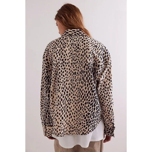 Free People We The Free Calico Flannel Shirt Top Snow Leopard Printed XL 286275 - Picture 3 of 9